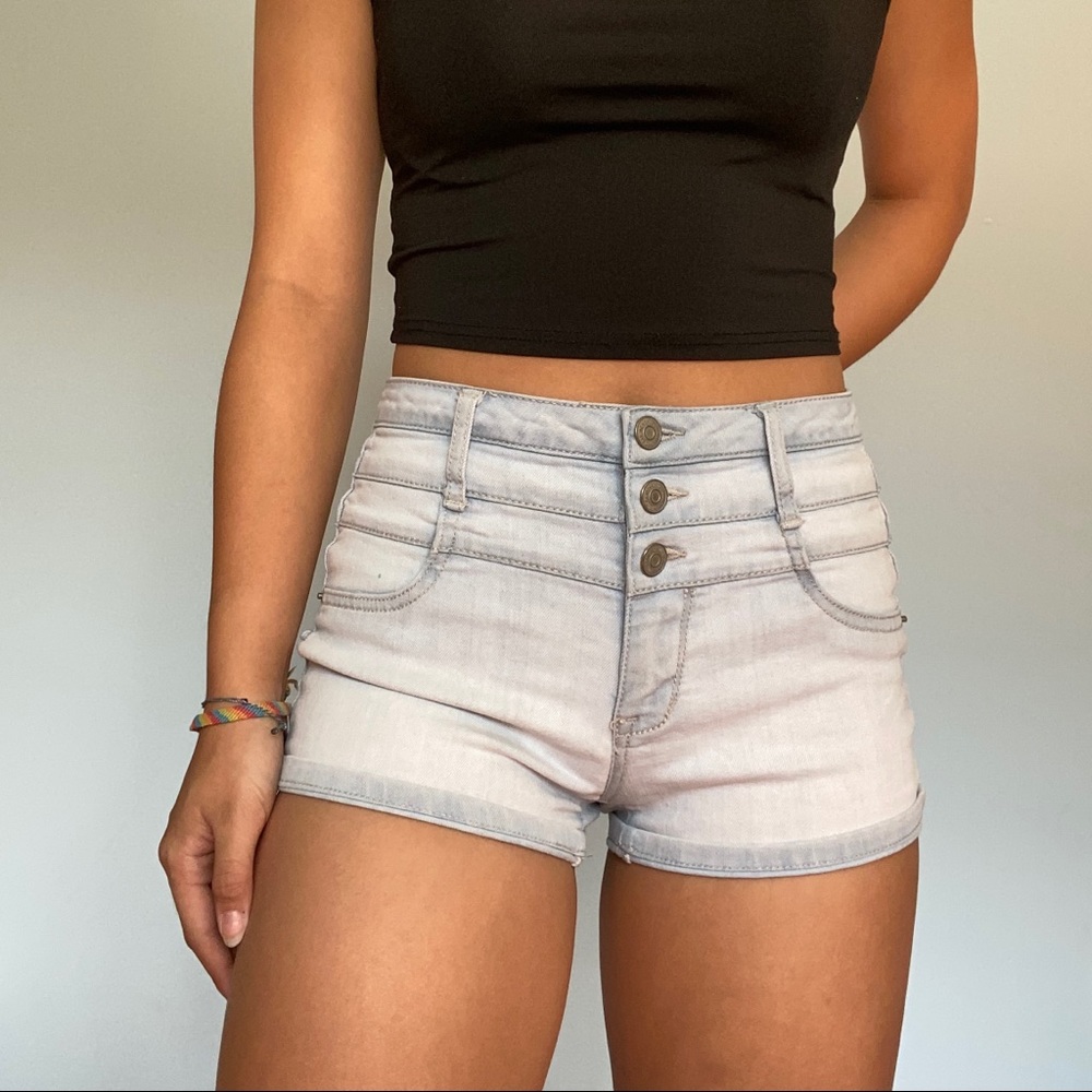 Aeropostale Tokyo Darling Light Wash Jean Shorts